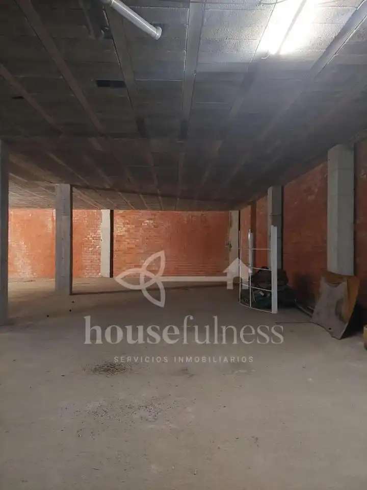 Industrial building for sale in A Malata - Catabois - Ciudad Jardín