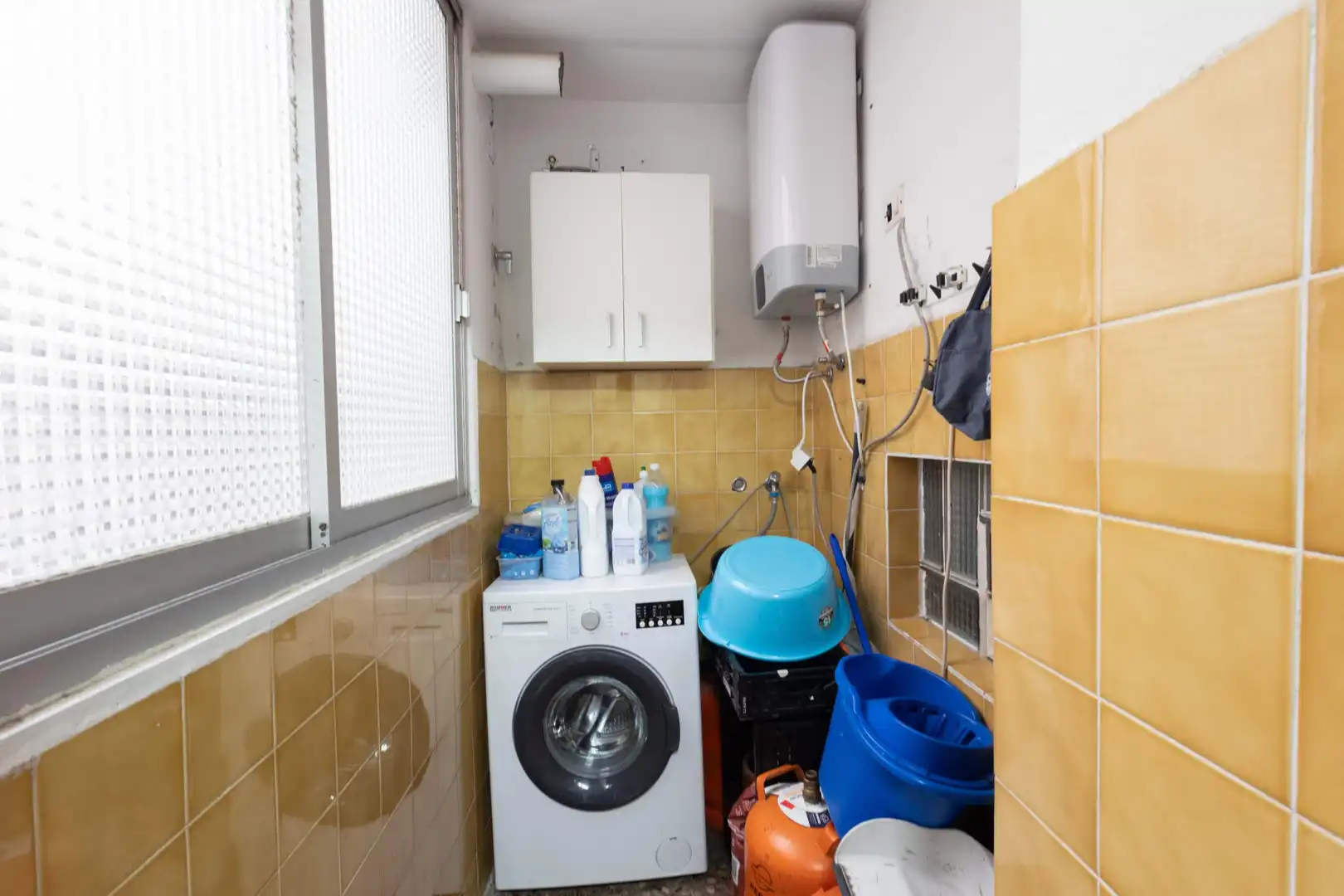 Küche von Wohnung zum Verkauf in Gandia mit Balkon