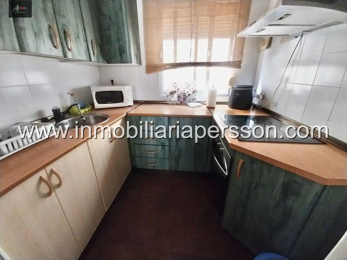 Küche von Wohnung zum Verkauf in Manilva mit Klimaanlage, Möbliert und Balkon