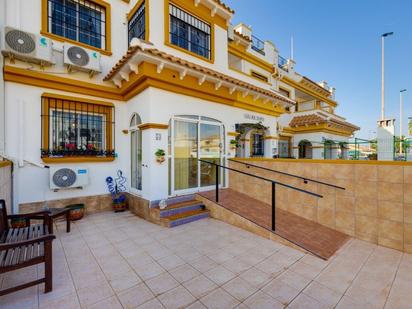 Exterior view of House or chalet for sale in Torrevieja  with Air Conditioner, Private garden and Swimming Pool