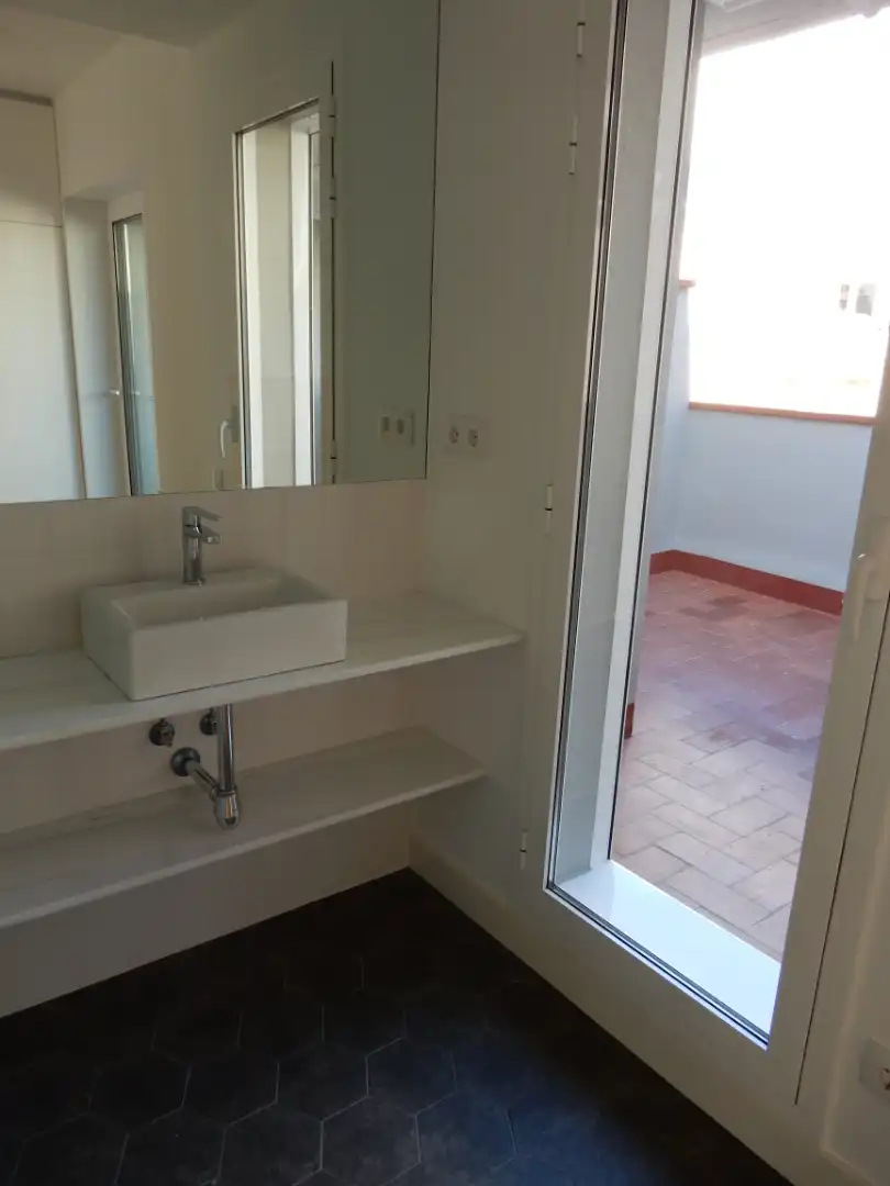 Bany de Estudi de lloguer en Barcelona amb Aire condicionat, Calefacció i Parquet