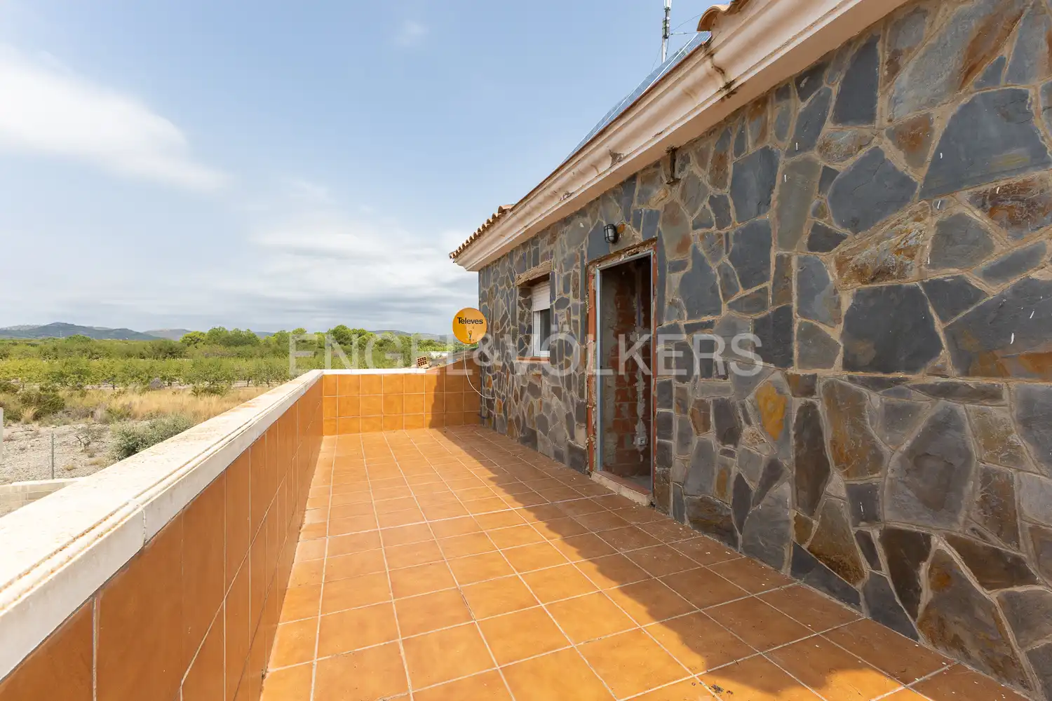 Vista exterior de Casa o chalet en venta en Casinos con Calefacción, Jardín privado y Terraza