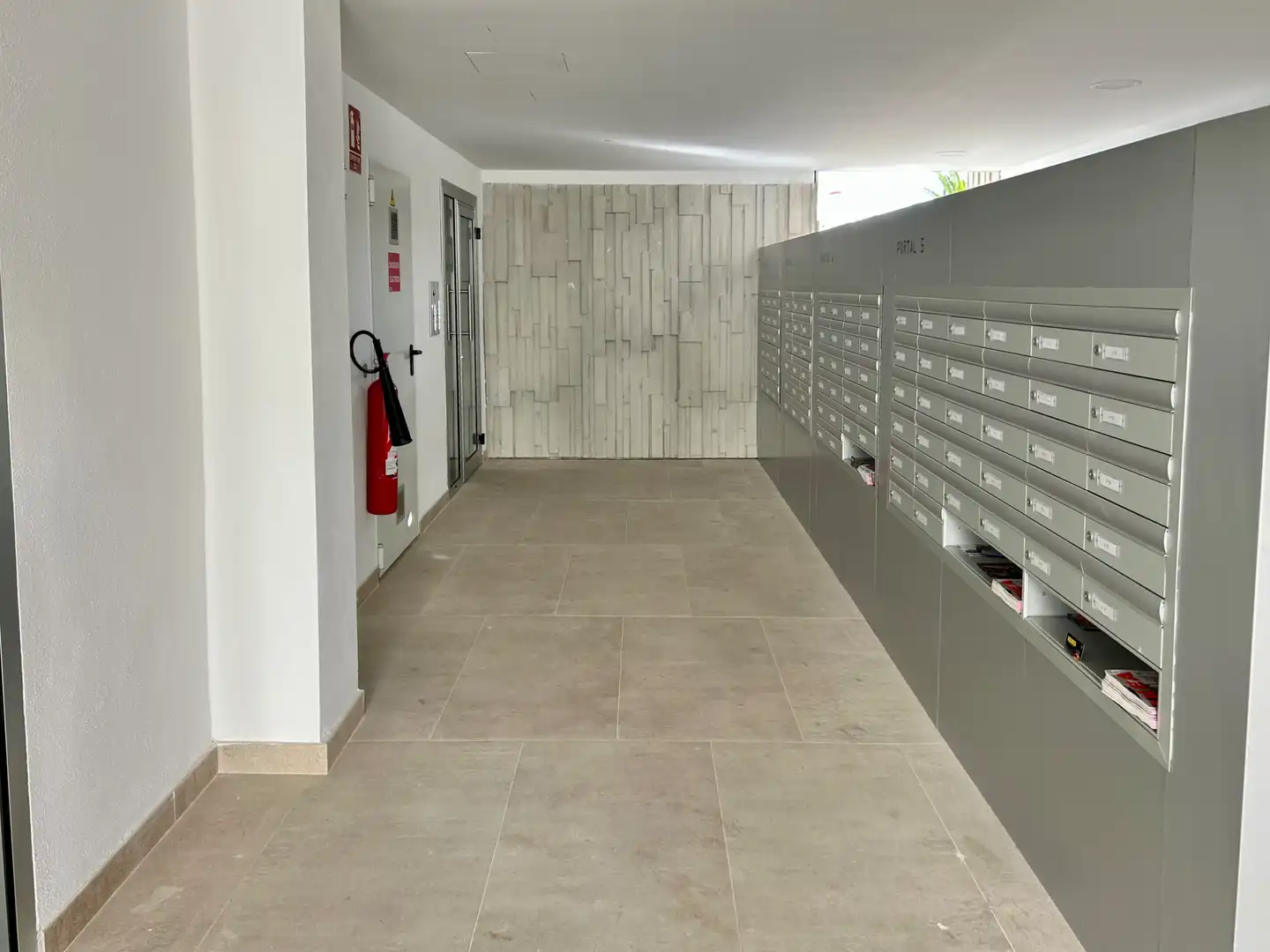 Flat for sale in Las Palmas de Gran Canaria  with Private garden, Storage room and Swimming Pool