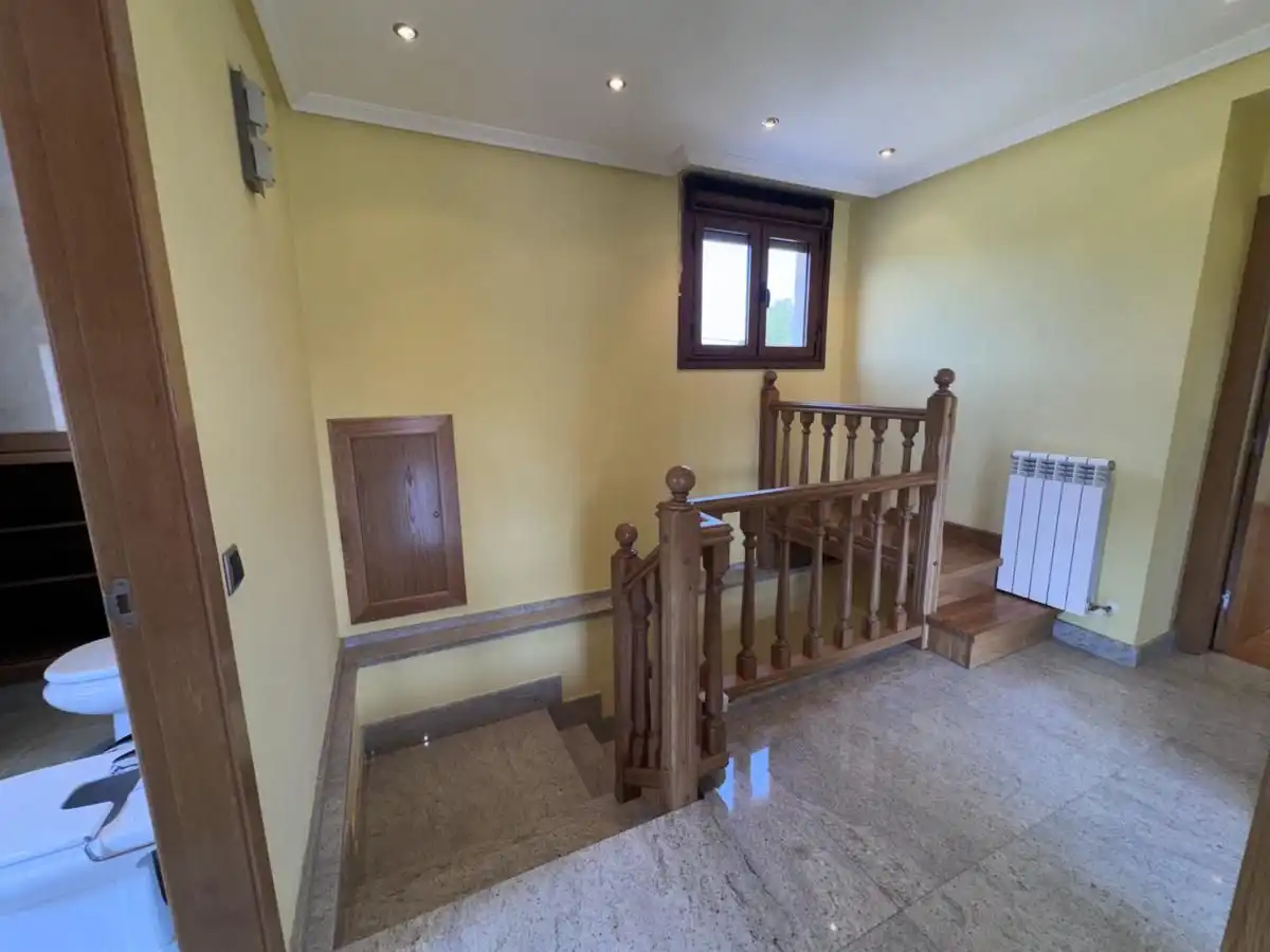 Casa o xalet en venda en Siero amb Calefacció, Jardí privat i Terrassa