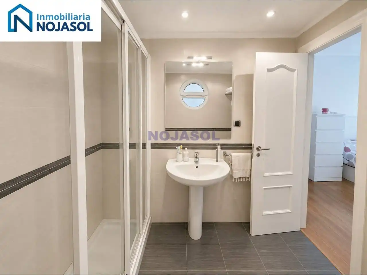 Baño de Apartamento en venta en Santoña con Calefacción, Jardín privado y Terraza
