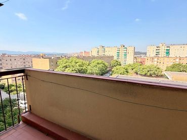 Piso con balcón en venta en Creu de Barberà - Sector Sud