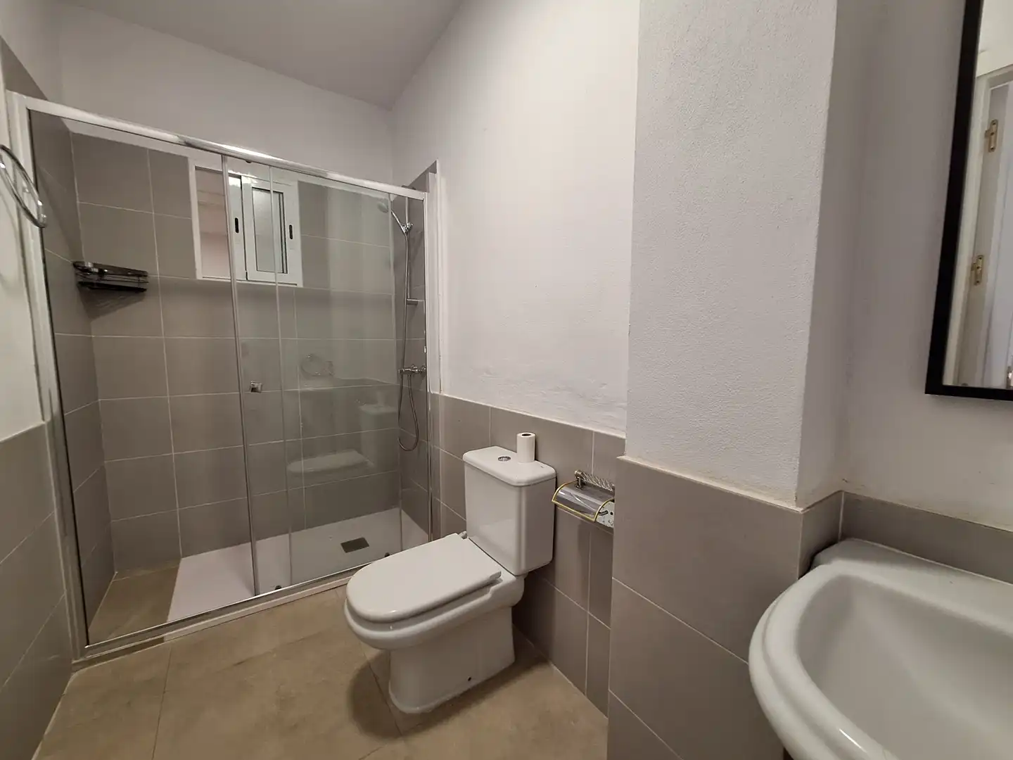 Bathroom of Houses for sale in Sotogrande  with Air Conditioner, Heating and Terrace