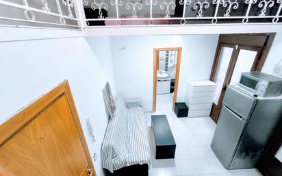 Bedroom of Apartment for sale in  Madrid Capital  with Air Conditioner, Furnished and Oven
