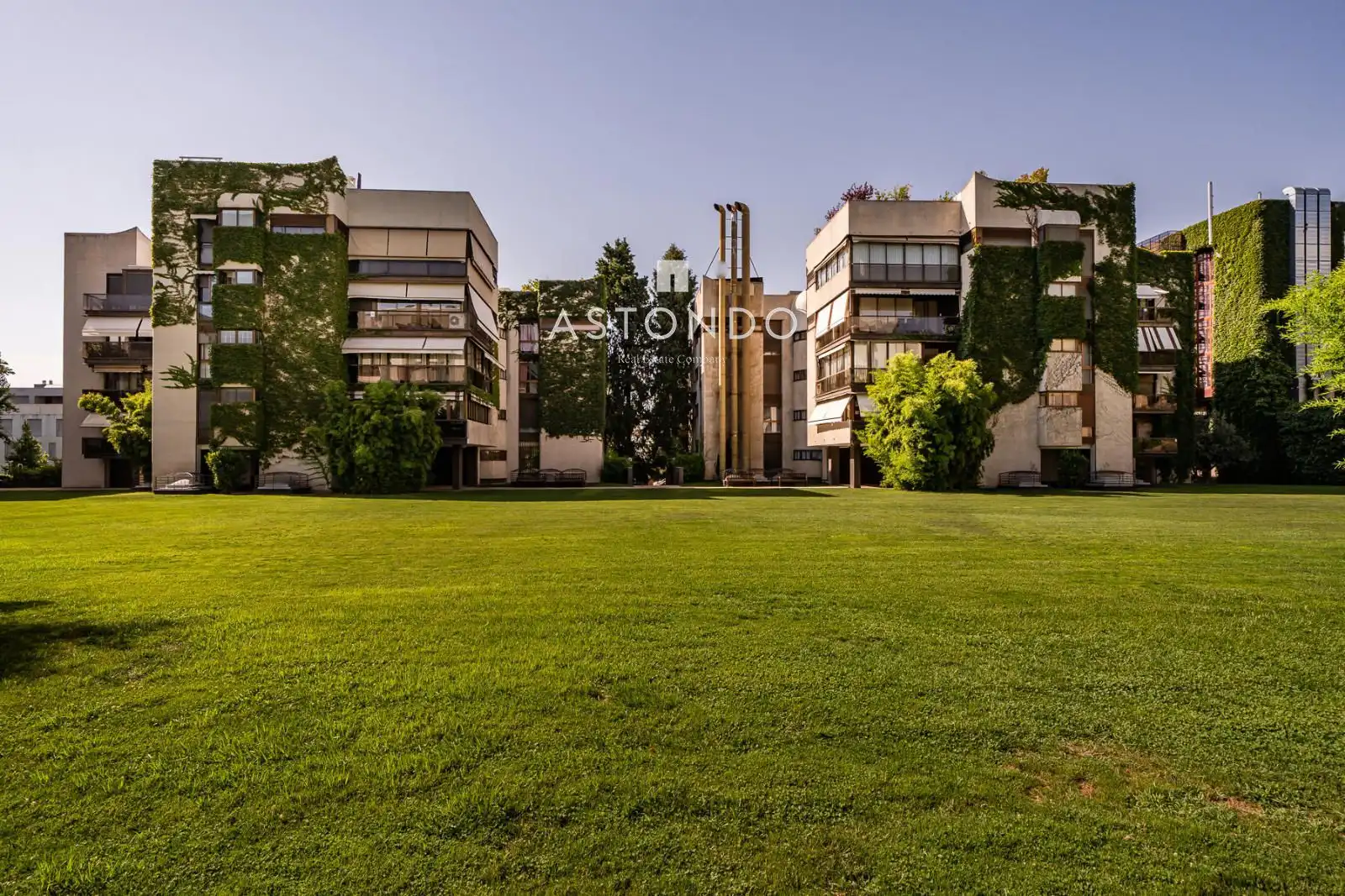 Vista exterior de Piso en venta en Madrid con Aire acondicionado, Calefacción y Terraza