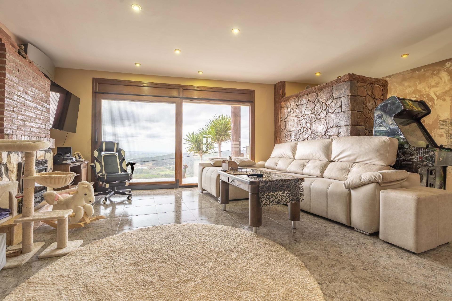 Living room of House or chalet for sale in Alcover  with Air Conditioner, Heating and Private garden