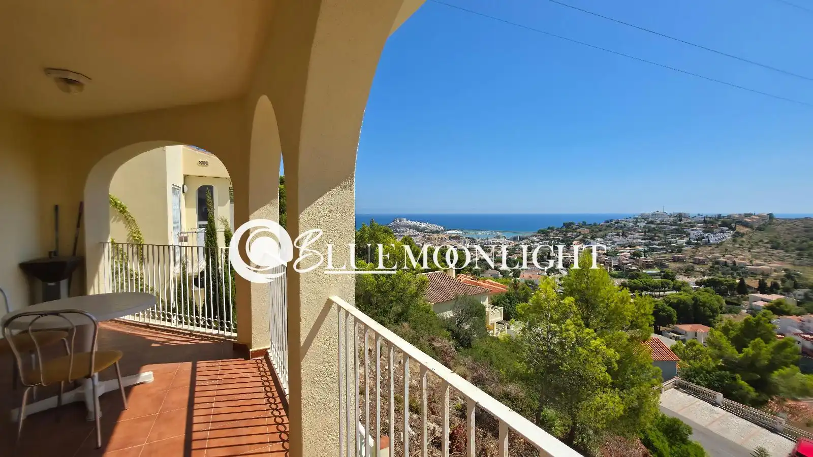 Vista exterior de Dúplex en venta en Peñíscola / Peníscola con Aire acondicionado, Calefacción y Jardín privado