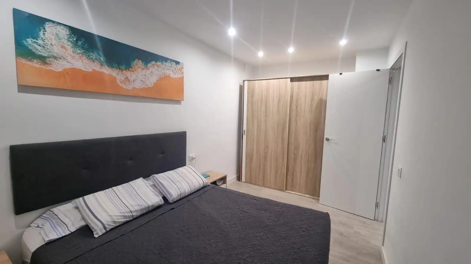 Habitación de Apartamento en venta en Arona con Terraza, Amueblado y Piscina comunitaria