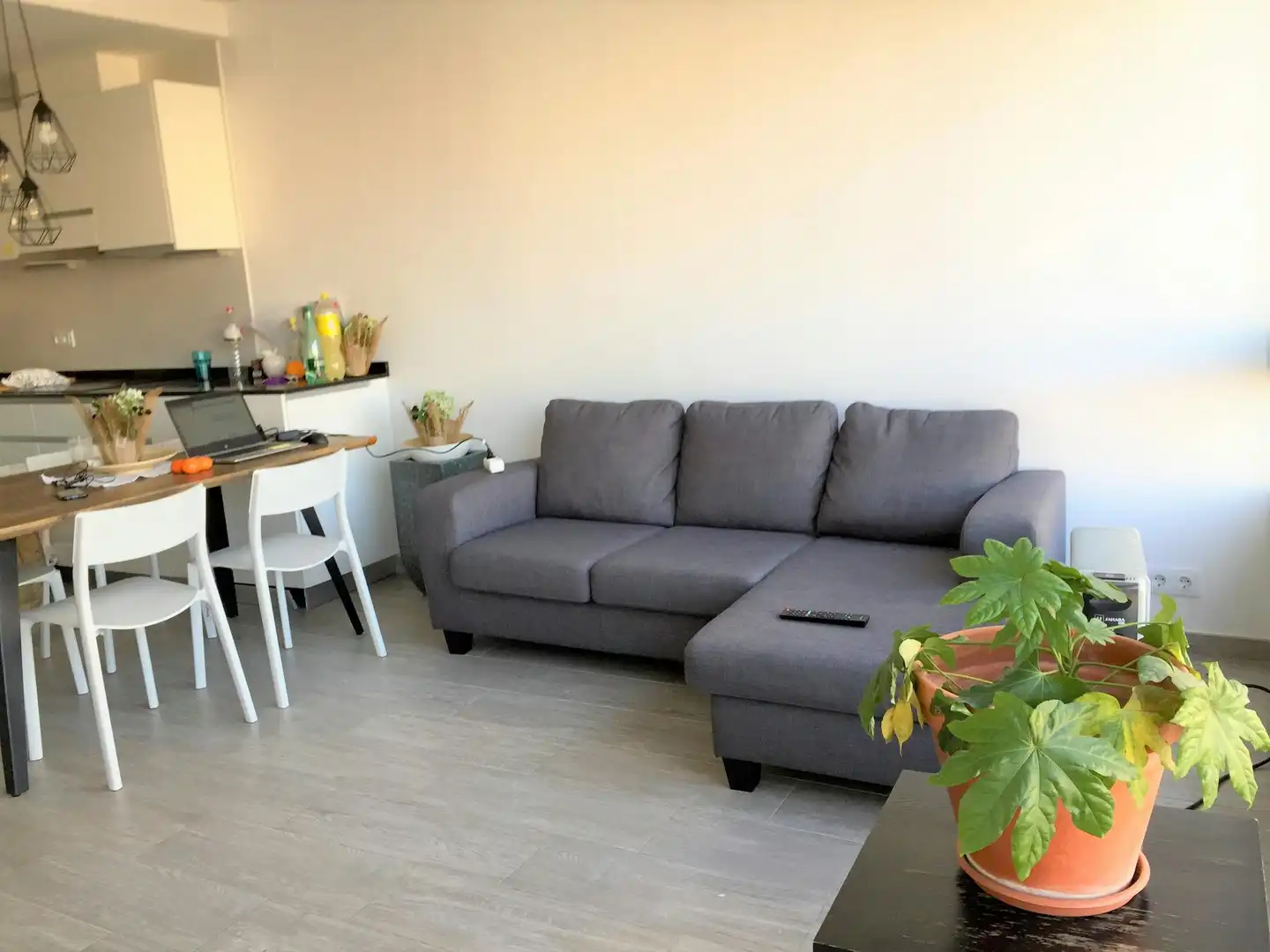 Living room of Flat for share in Barcelona  with Heating, Furnished and Washing machine