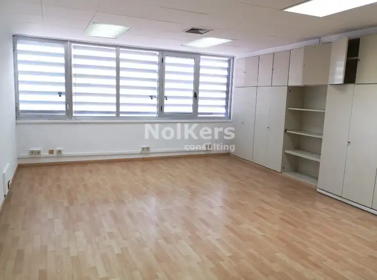 Oficina en venta en Vila de Gràcia