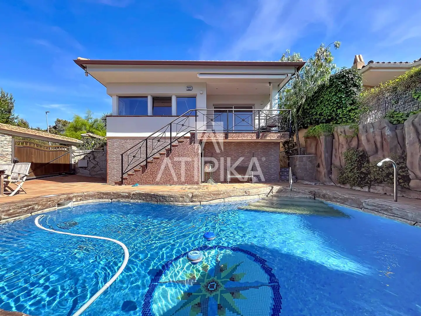Piscina de Casa o chalet en venta en Sant Pere de Ribes con Piscina, Horno y Lavadora