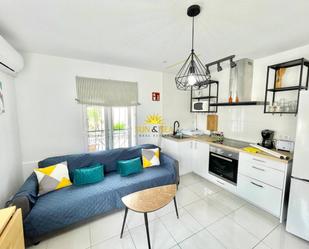 Living room of Apartment to rent in Torrevieja  with Air Conditioner, Heating and Private garden