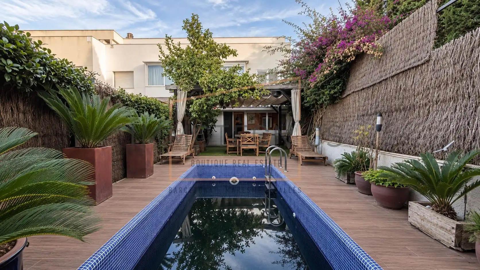 Piscina de Casa adosada en venta en Canet de Mar, Barcelona