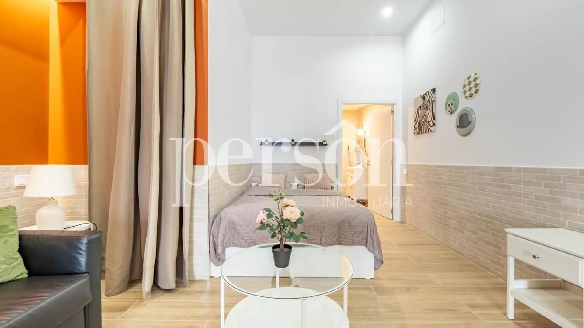 Schlafzimmer von Wohnung zum Verkauf in  Valencia Capital mit Klimaanlage, Heizung und Möbliert