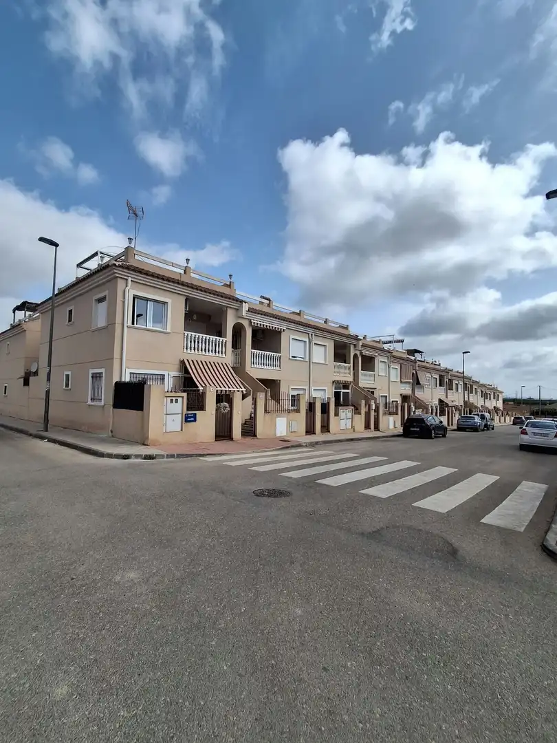 Vista exterior de Apartamento en venta en Orihuela