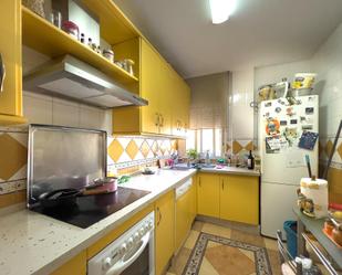 Kitchen of Single-family semi-detached for sale in Chiclana de la Frontera