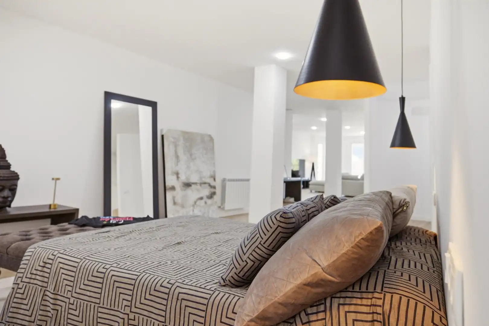 Bedroom of Apartments for sale in Vigo   with Heating, Furnished and Balcony