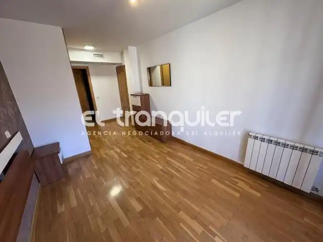 Flat for rent in Madrid  with Storage room, Furnished and Washing machine