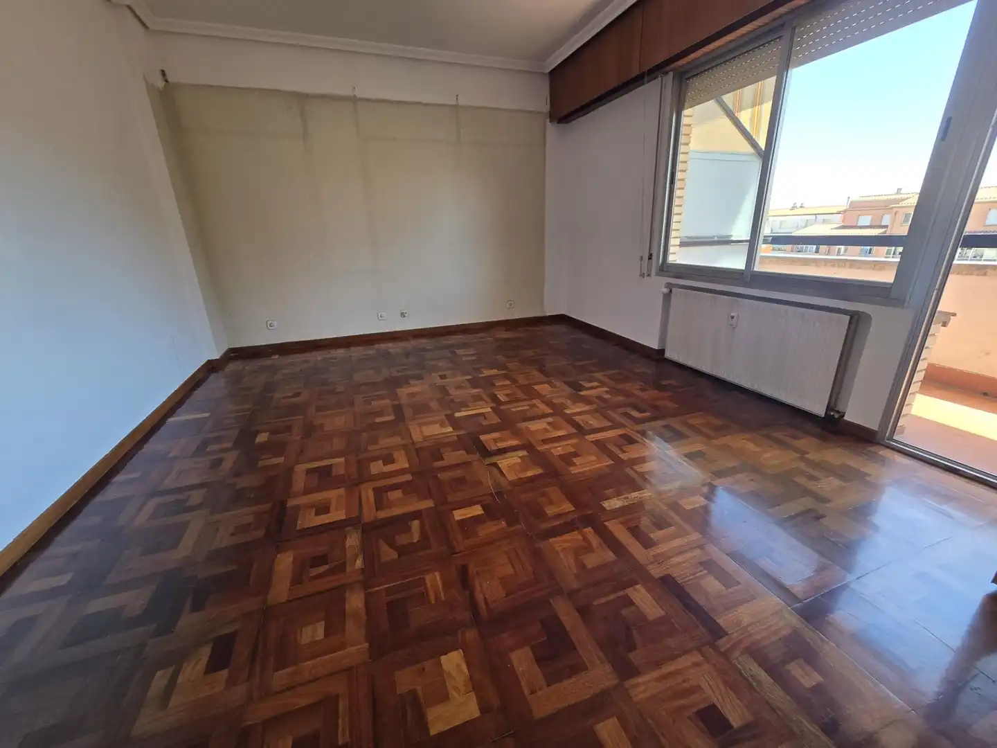 Sala d'estar de Àtic en venda en  Logroño amb Aire condicionat, Calefacció i Terrassa