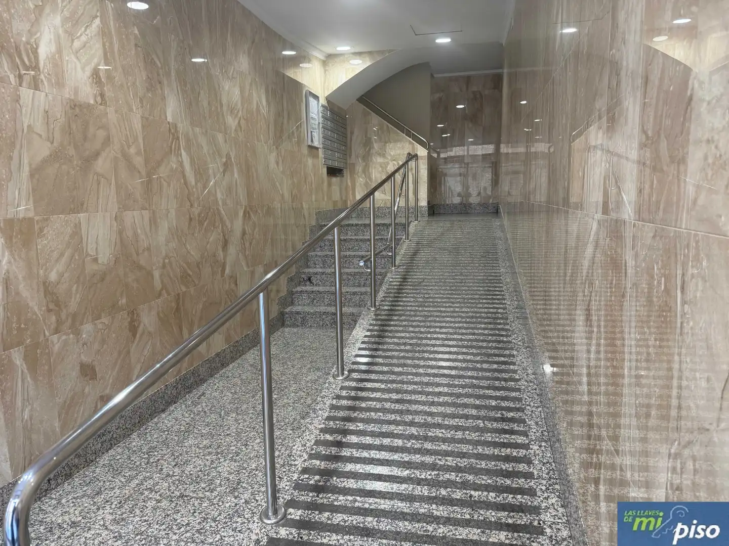 Pis en venda en Valladolid amb Calefacció, Parquet i Moblat