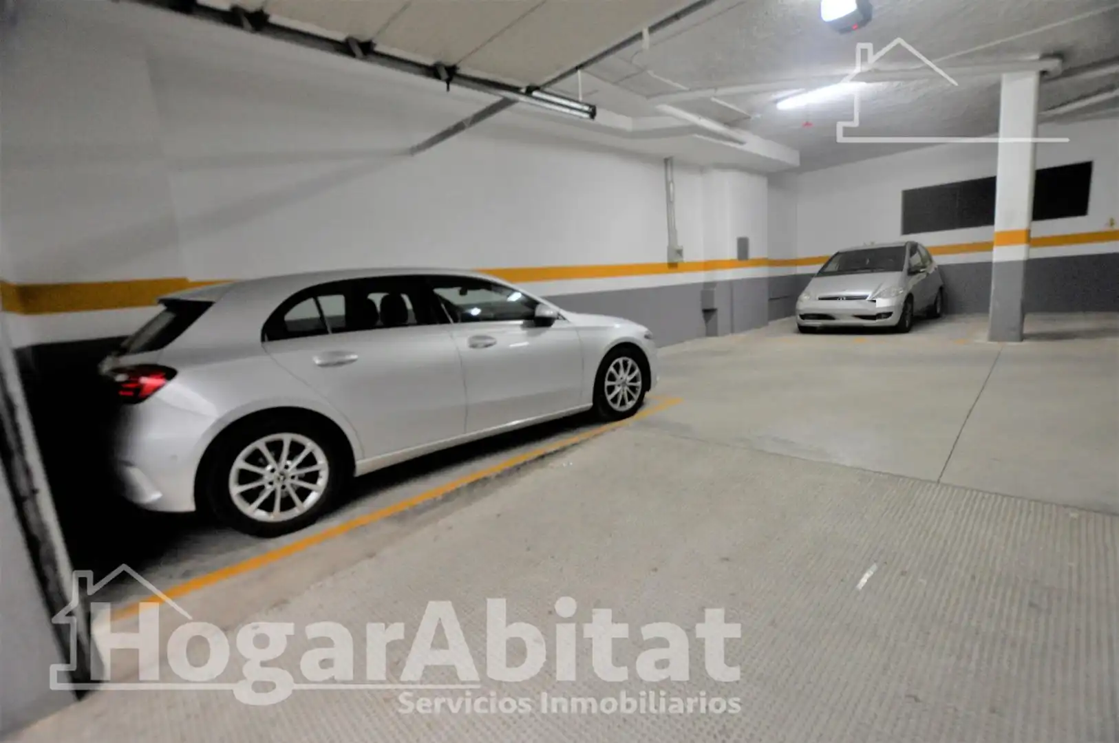 Parking of Attic for sale in Alcàsser  with Air Conditioner, Parquet flooring and Terrace