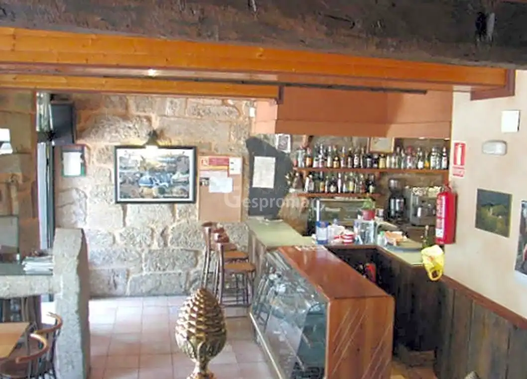 Local en venda en Montederramo amb Moblat