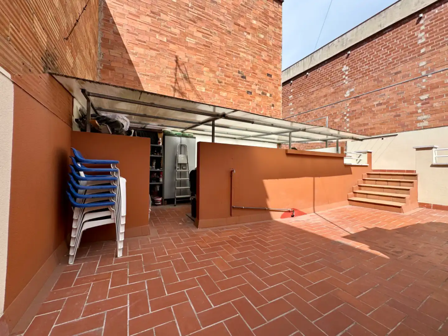 Terraza de Piso en venta en Sant Boi de Llobregat con Aire acondicionado, Terraza y Trastero