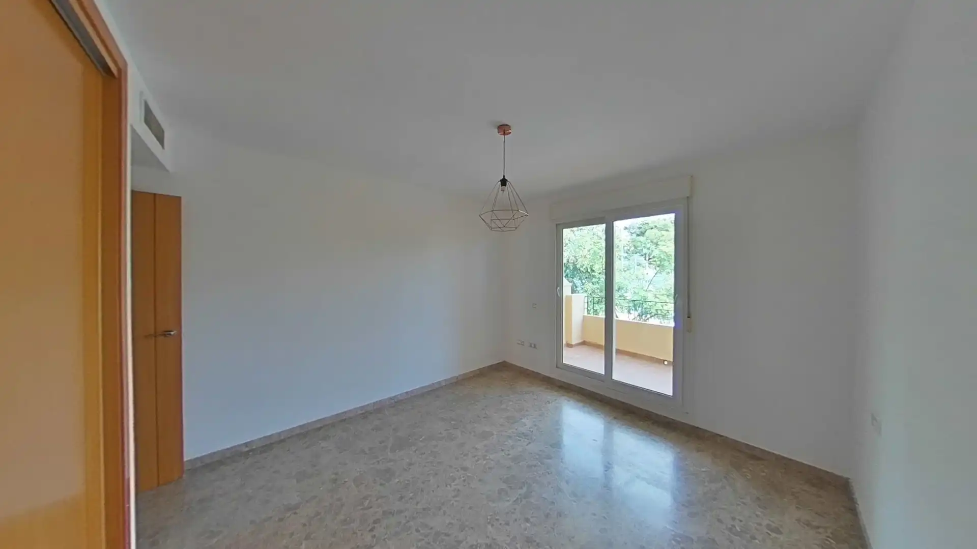 Sala d'estar de Pis en venda en Torremolinos amb Aire condicionat i Traster