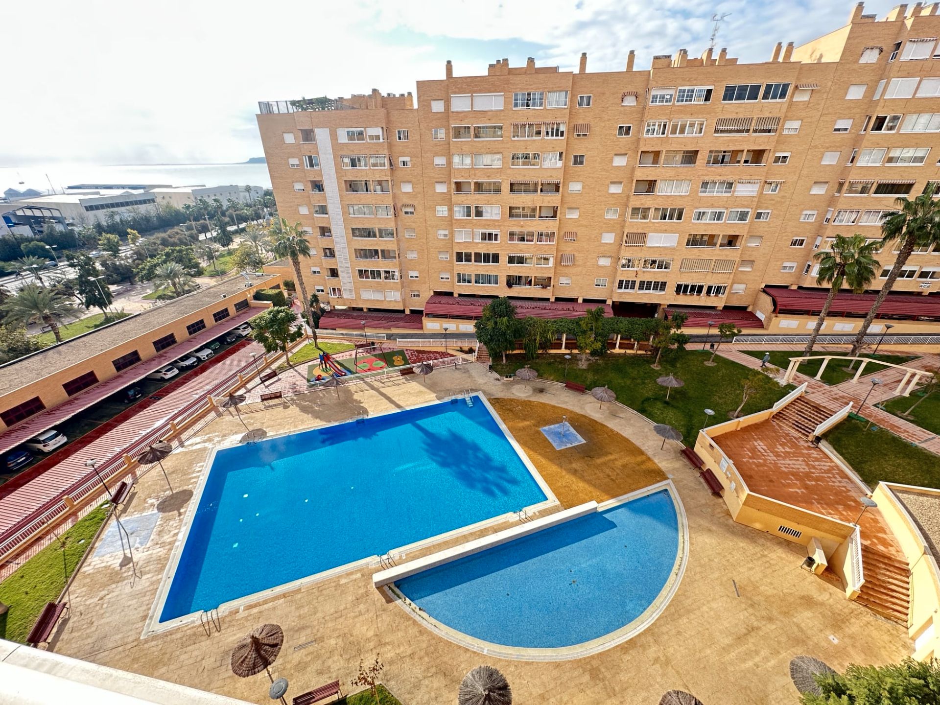 Piscina de Pis de lloguer en Alicante / Alacant amb Calefacció, Terrassa i Piscina