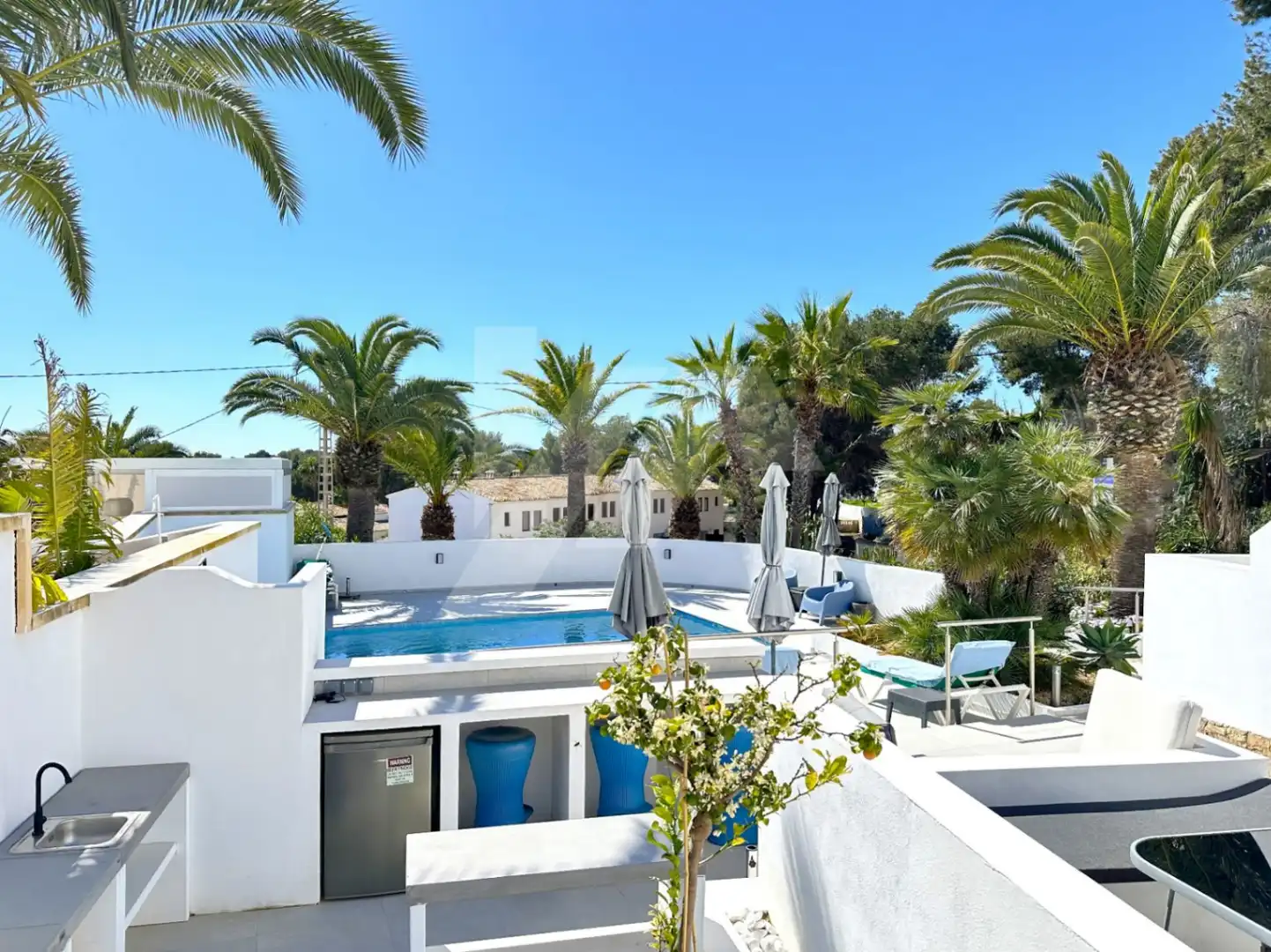 Vista exterior de Casa o xalet en venda en Moraira amb Aire condicionat, Calefacció i Jardí privat