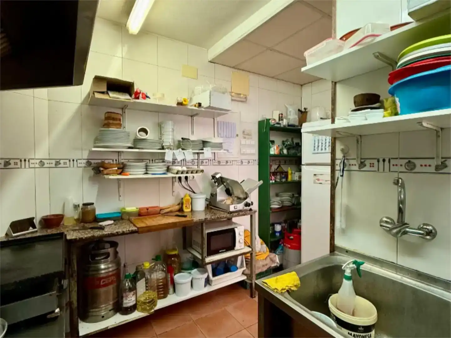 Cocina de Local en venta en Valencia con Aire acondicionado y Amueblado