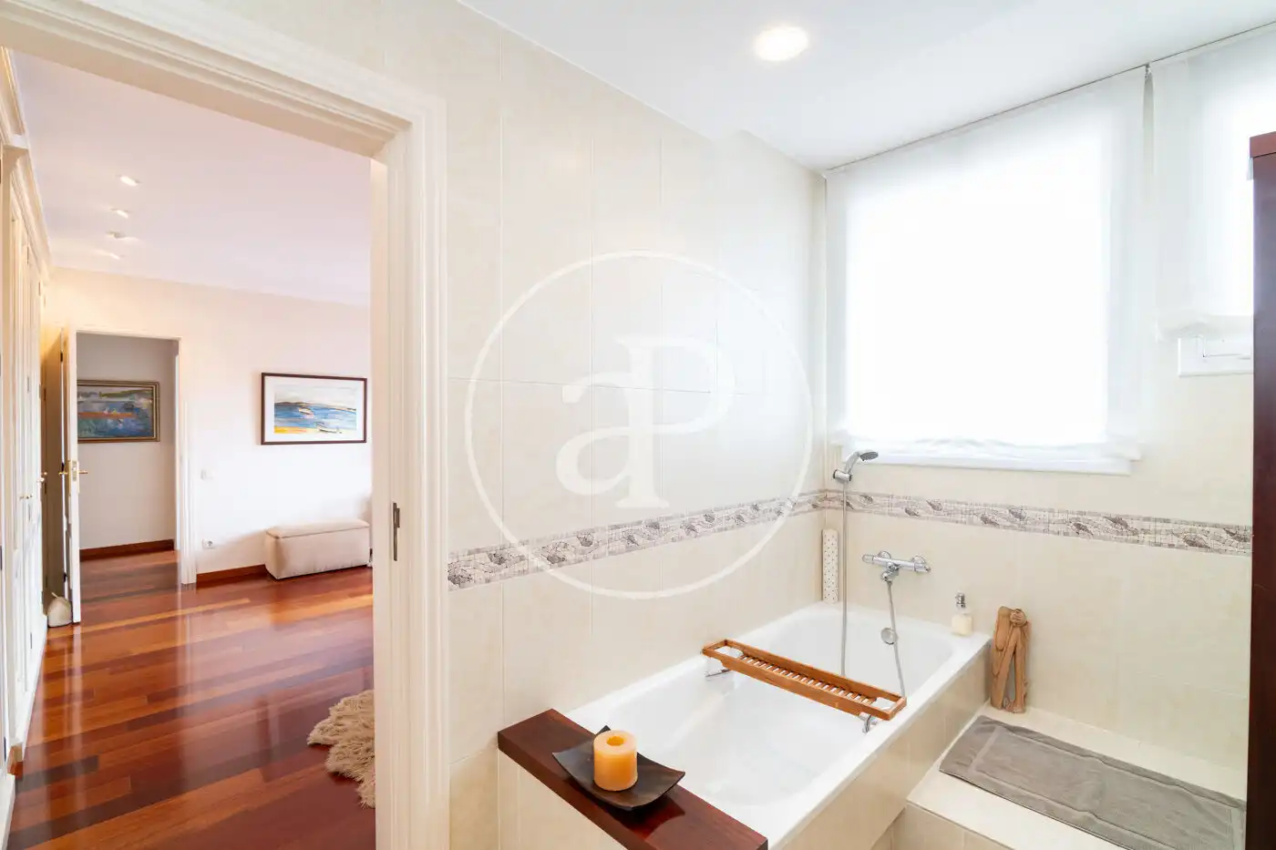 Bathroom of Flat for rent in Barcelona  with Air Conditioner, Heating and Terrace