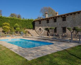 Piscina de Finca rústica en venda en Santa Pau amb Jardí privat, Terrassa i Traster