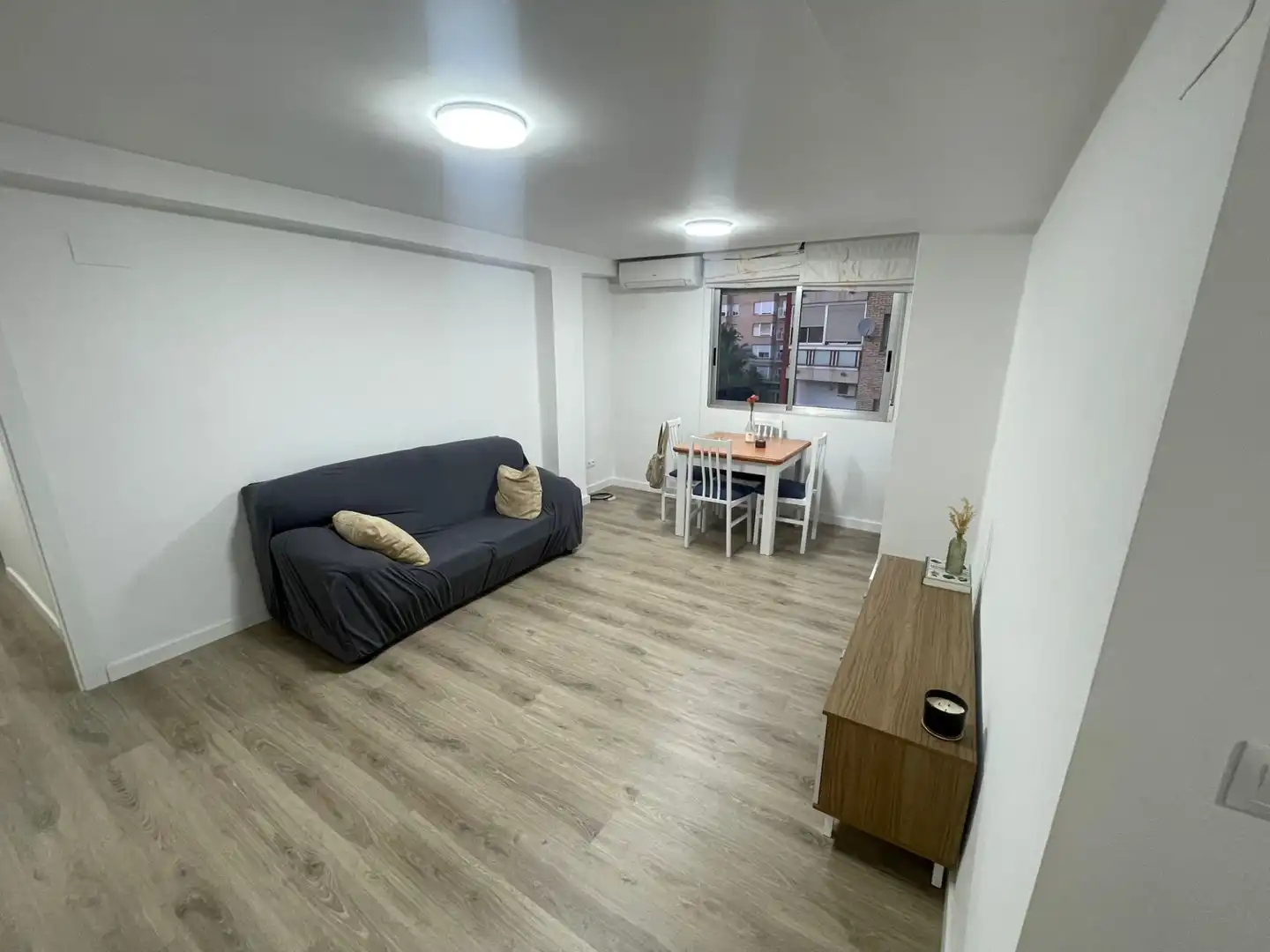 Living room of Flat for rent in Valencia  with Air Conditioner, Heating and Terrace