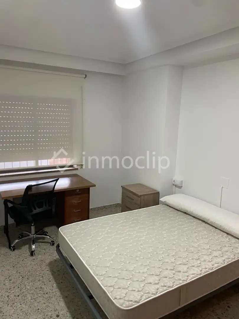 Bedroom of Flat for rent in Salamanca  with Heating and Furnished