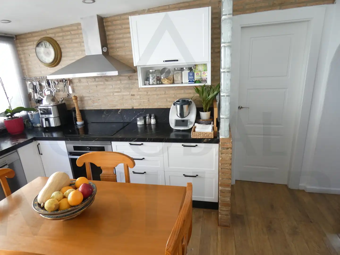 Cocina de Casa adosada en venta en Cartagena con Aire acondicionado, Calefacción y Jardín privado