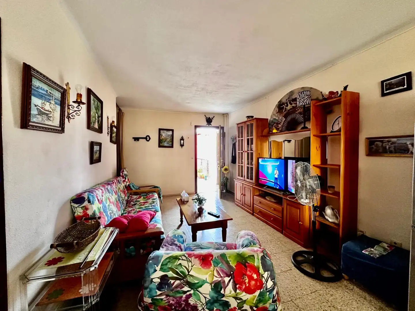 Living room of Flat for rent in Torremolinos  with Furnished, Washing machine and Microwave