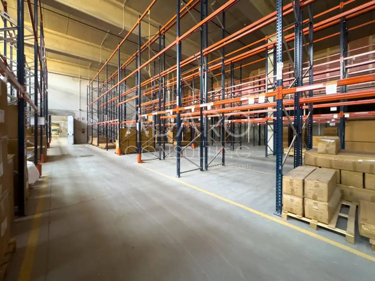 Industriegebäude zur Miete in Sector Retamar