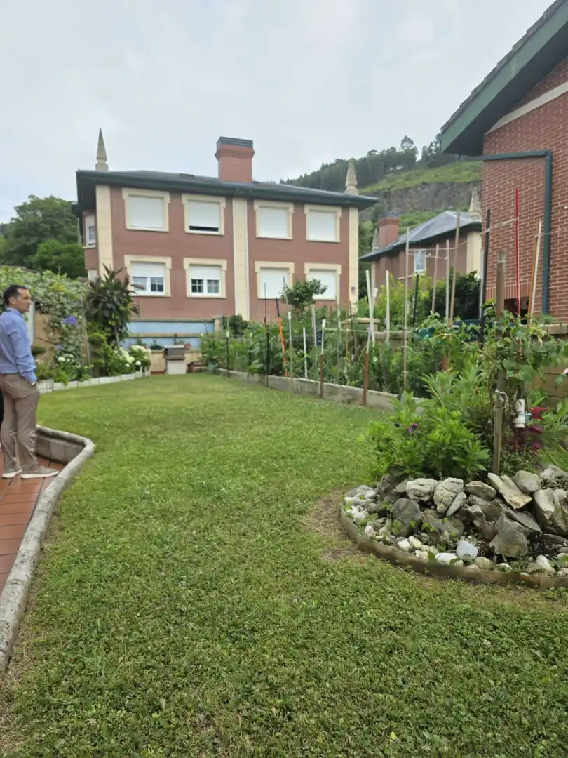 Jardín de Casa adosada en venta en Castro-Urdiales con Calefacción, Jardín privado y Terraza