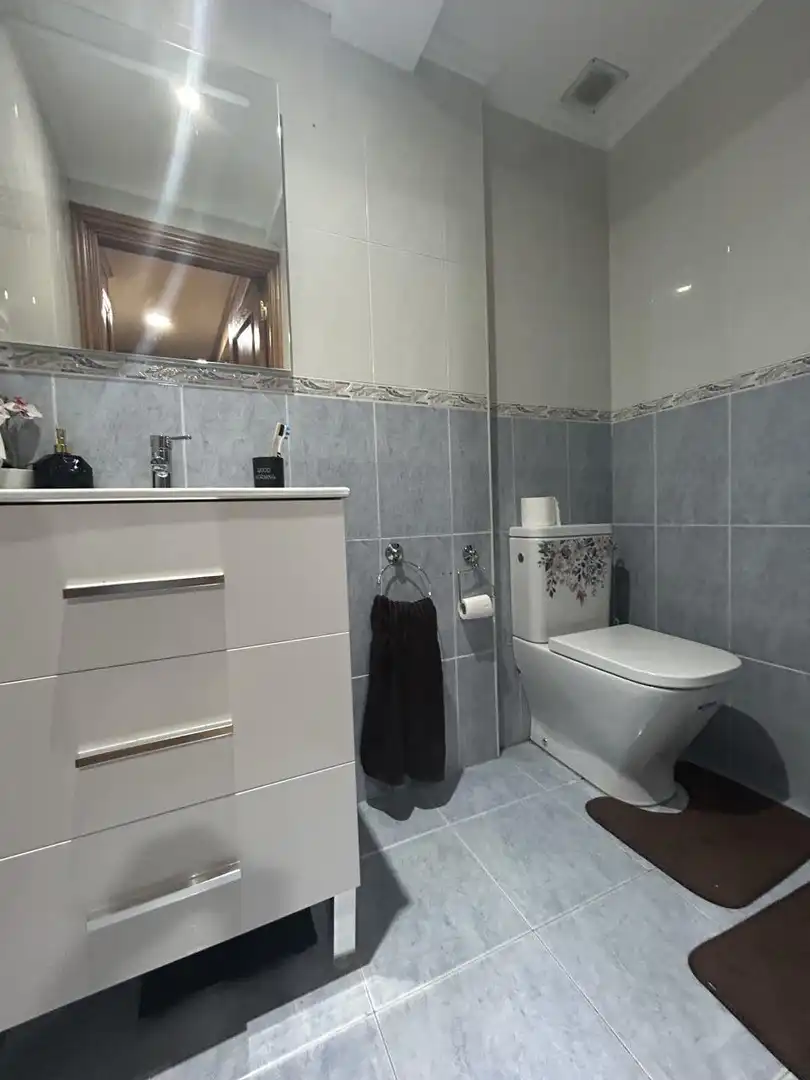 Bathroom of Flat for sale in Valtierra  with Air Conditioner, Parquet flooring and Storage room