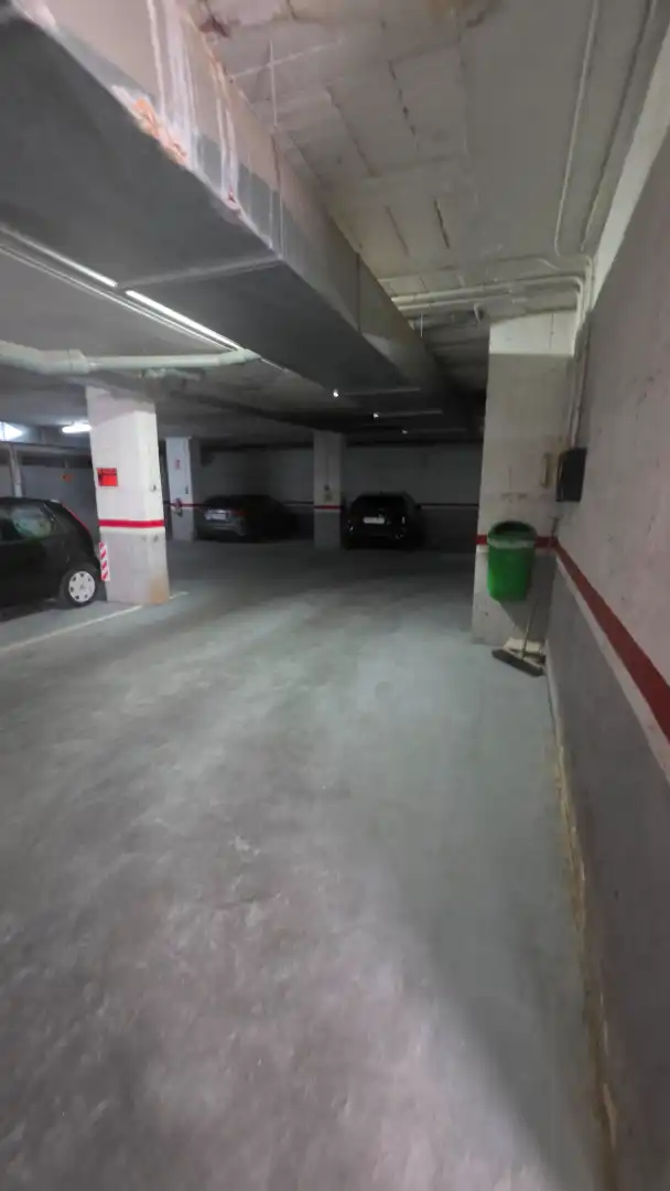 Einzelparkplatz mit Aufzug zum Verkauf in Carrer de Valls 19, imagen 11