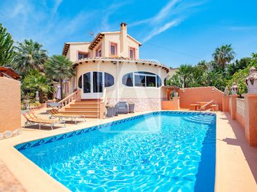 Villa con piscina in vendita a Cala Advocat - Baladrar