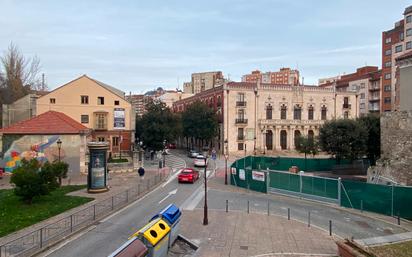 Vista exterior de Pis en venda en Burgos Capital amb Calefacció, Parquet i Traster