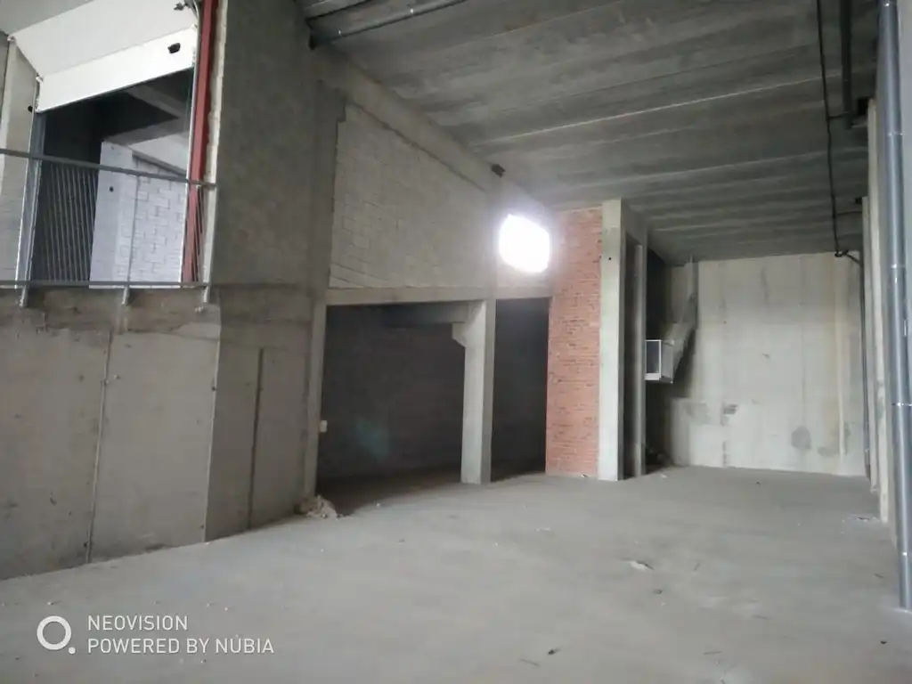 Nave industrial en venta en Santiago de Compostela 