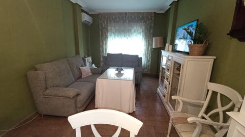 Foto 4 de Casa adosada en venda a Zona Hospital, Linares