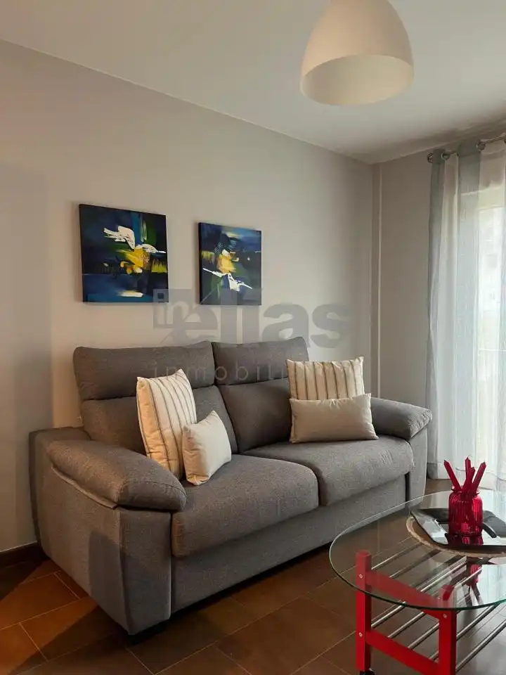 Sala de estar de Piso de alquiler en Laxe con Amueblado y Balcón
